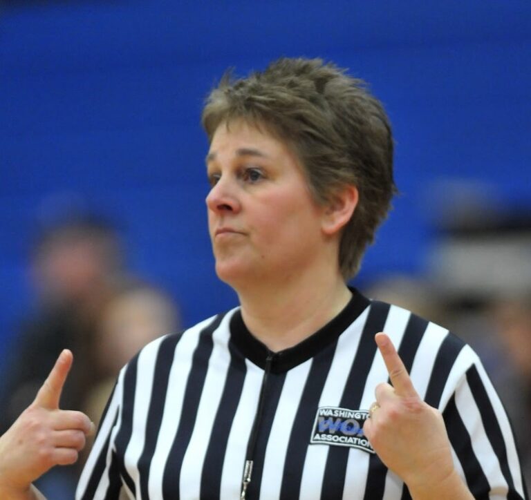 A portrait of Kellie Fetterly for Pacific Northwest Basketball Officials Association in Washington